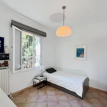 Family House In Quiet And Residential Area Holiday home Hyeres