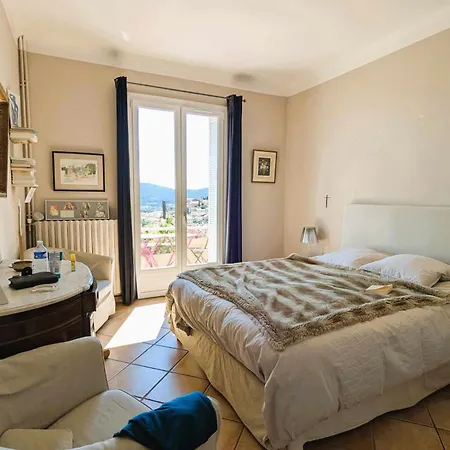 Holiday home Family House In Quiet And Residential Area *